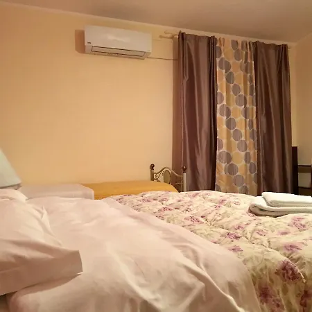 לינה וארוחת בוקר Casa Cannatello